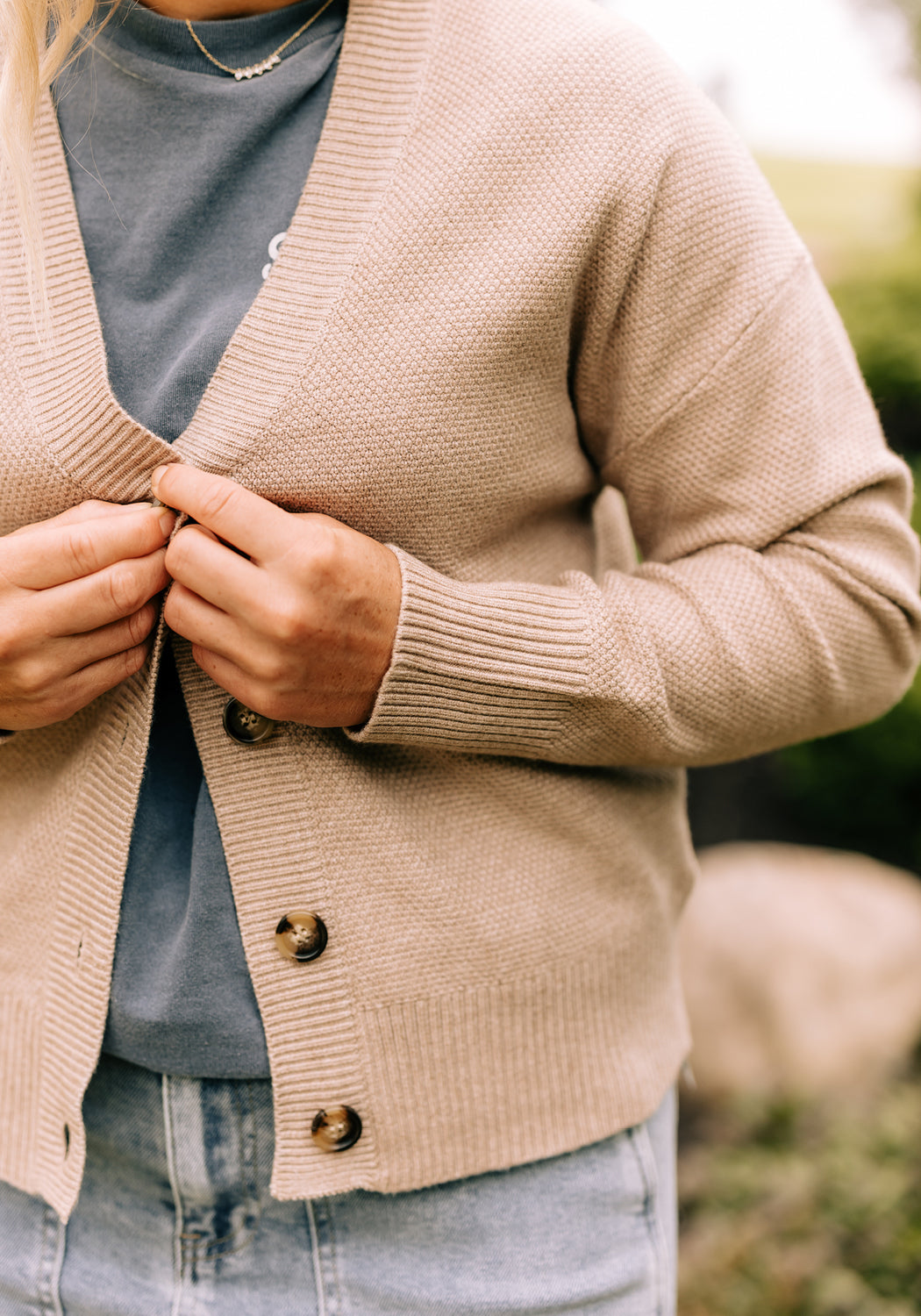 Modest Clothing Outfit Ideas Fashion inspo dresses skirts tops cardigans church outfits fashion outfits style modest girly outfit jewelry bows handbags Handpicked Home decor Grace and Joy Company