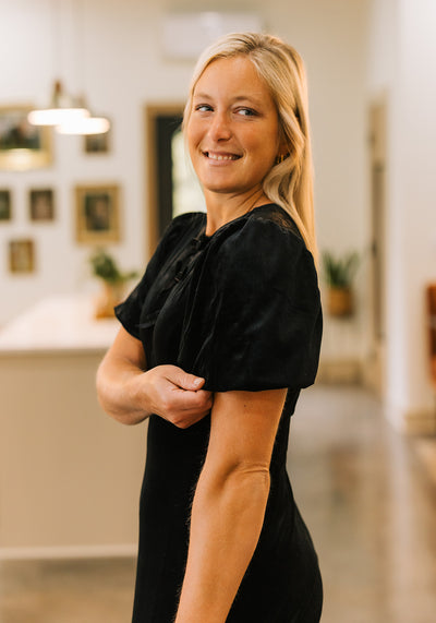 Modest Clothing Outfit Ideas Fashion inspo dresses skirts tops cardigans church outfits fashion outfits style modest girly outfit jewelry bows handbags Handpicked Home decor Grace and Joy Company