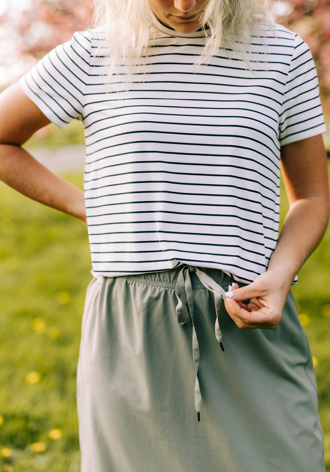 Modest Clothing Outfit Ideas Fashion inspo dresses skirts tops cardigans church outfits fashion outfits style modest girly outfit jewelry bows handbags Handpicked Home decor Grace and Joy Company
