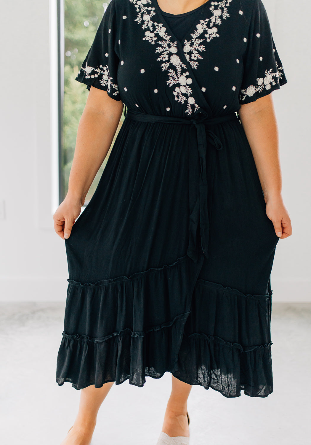 'Amelia' Black Ruffled Midi Dress