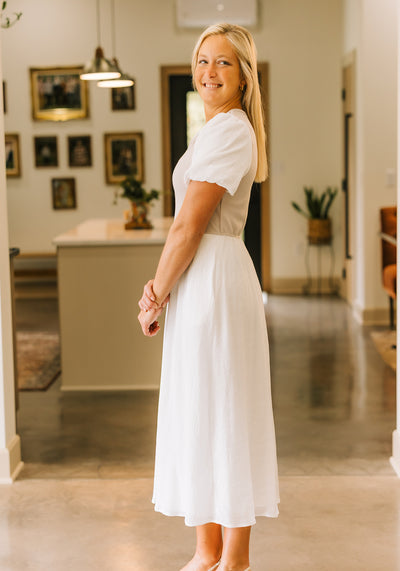 Modest Clothing Outfit Ideas Fashion inspo dresses skirts tops cardigans church outfits fashion outfits style modest girly outfit jewelry bows handbags Handpicked Home decor Grace and Joy Company