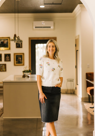 Modest Clothing Outfit Ideas Fashion inspo dresses skirts tops cardigans church outfits fashion outfits style modest girly outfit jewelry bows handbags Handpicked Home decor Grace and Joy Company