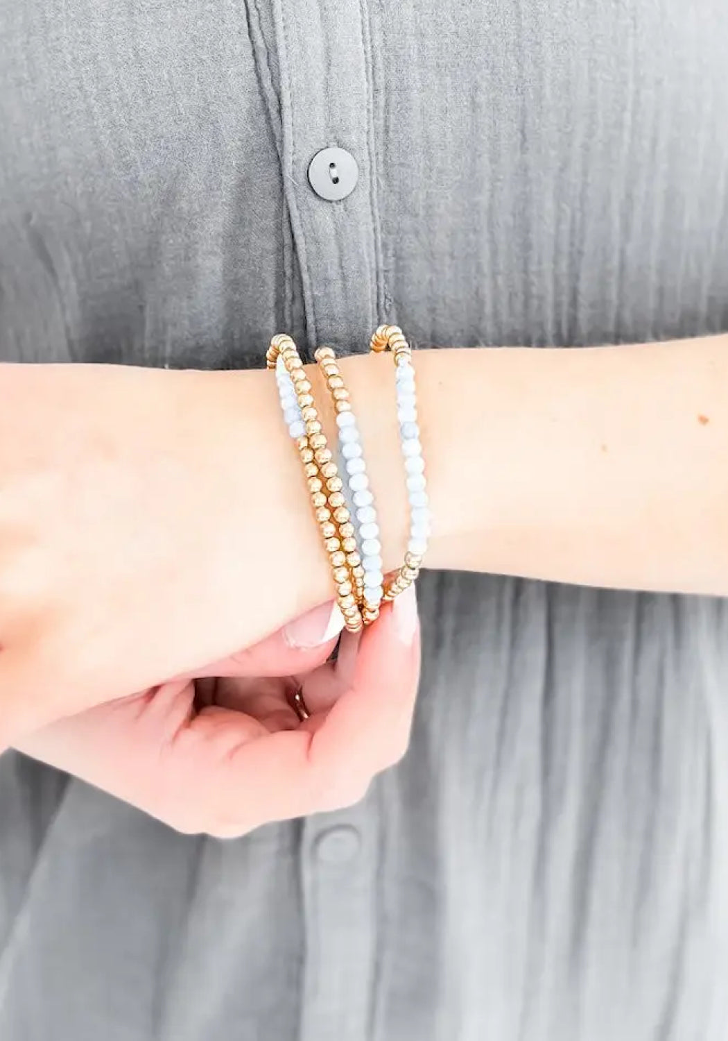 'Avary' Glass and Metallic Bead Bracelet