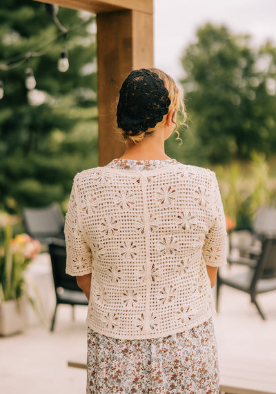 Modest Clothing Outfit Ideas Fashion inspo dresses skirts tops cardigans church outfits fashion outfits style modest girly outfit jewelry bows handbags Handpicked Home decor Grace and Joy Company