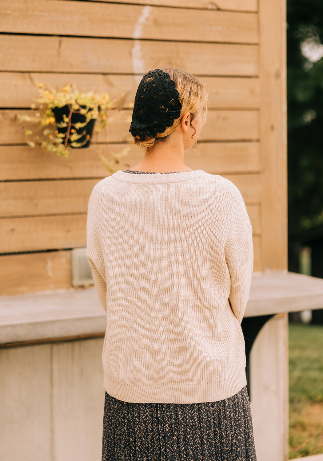 Modest Clothing Outfit Ideas Fashion inspo dresses skirts tops cardigans church outfits fashion outfits style modest girly outfit jewelry bows handbags Handpicked Home decor Grace and Joy Company