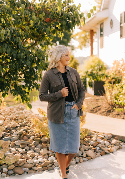 Modest Clothing Outfit Ideas Fashion inspo dresses skirts tops cardigans church outfits fashion outfits style modest girly outfit jewelry bows handbags Handpicked Home decor Grace and Joy Company