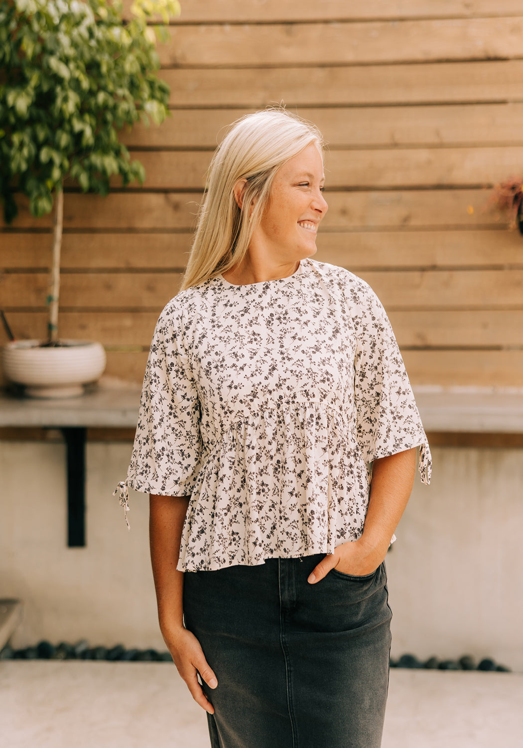 Modest Clothing Outfit Ideas Fashion inspo dresses skirts tops cardigans church outfits fashion outfits style modest girly outfit jewelry bows handbags Handpicked Home decor Grace and Joy Company