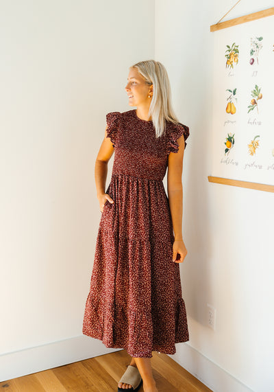 Modest Clothing Outfit Ideas Fashion inspo dresses skirts tops cardigans church outfits fashion outfits style modest girly outfit jewelry bows handbags Handpicked Home decor Grace and Joy Company