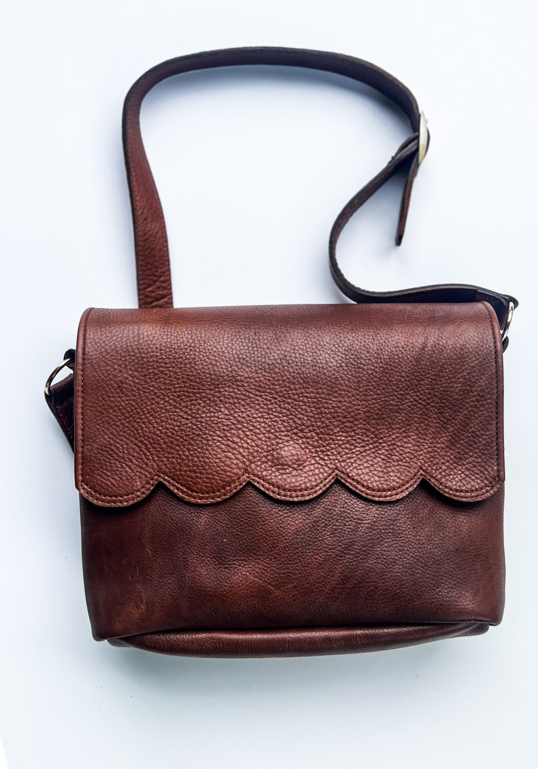 'Laynee' Scalloped Handmade Leather Bag