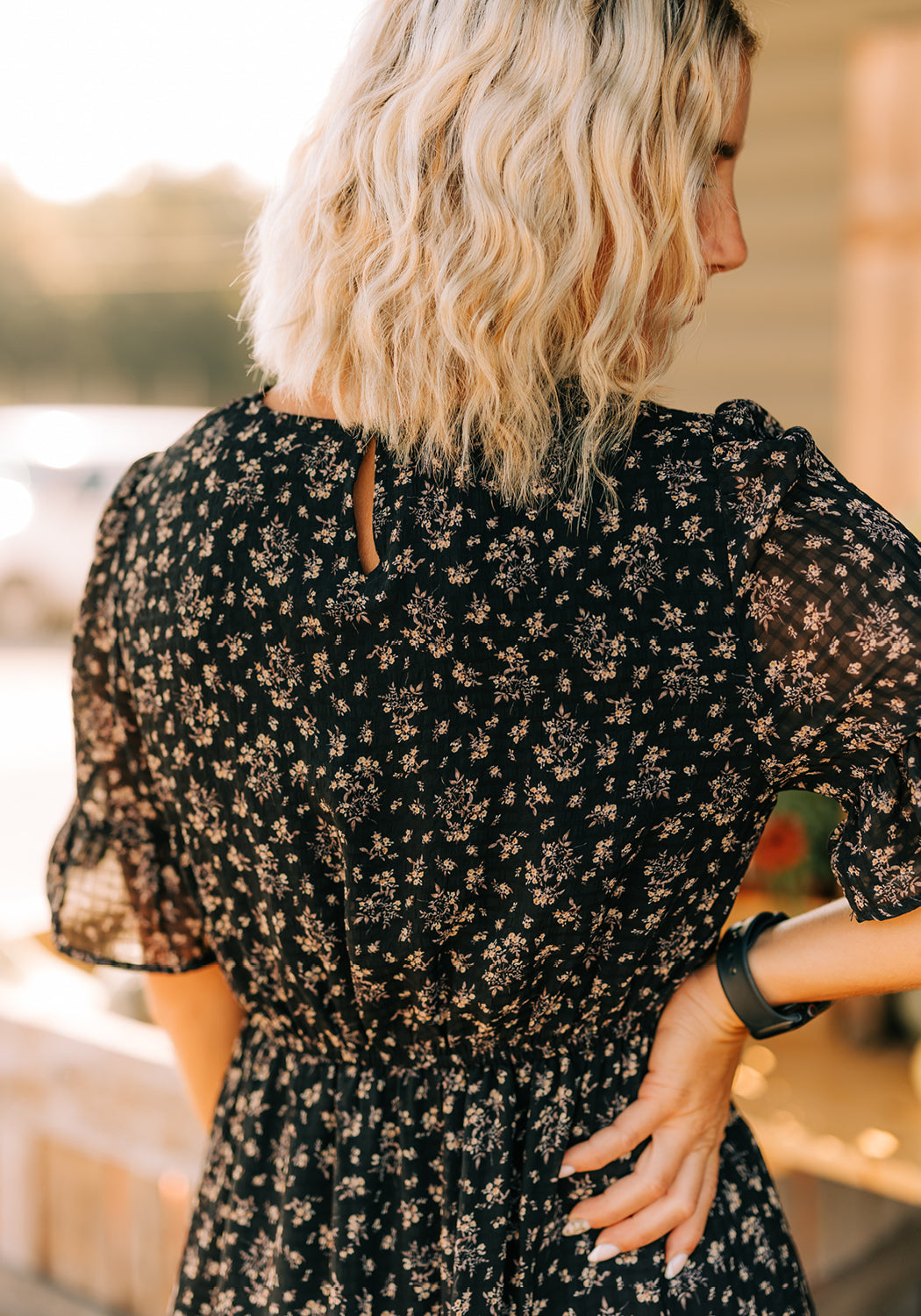 'Cora' V-Neck Fall Floral Dress