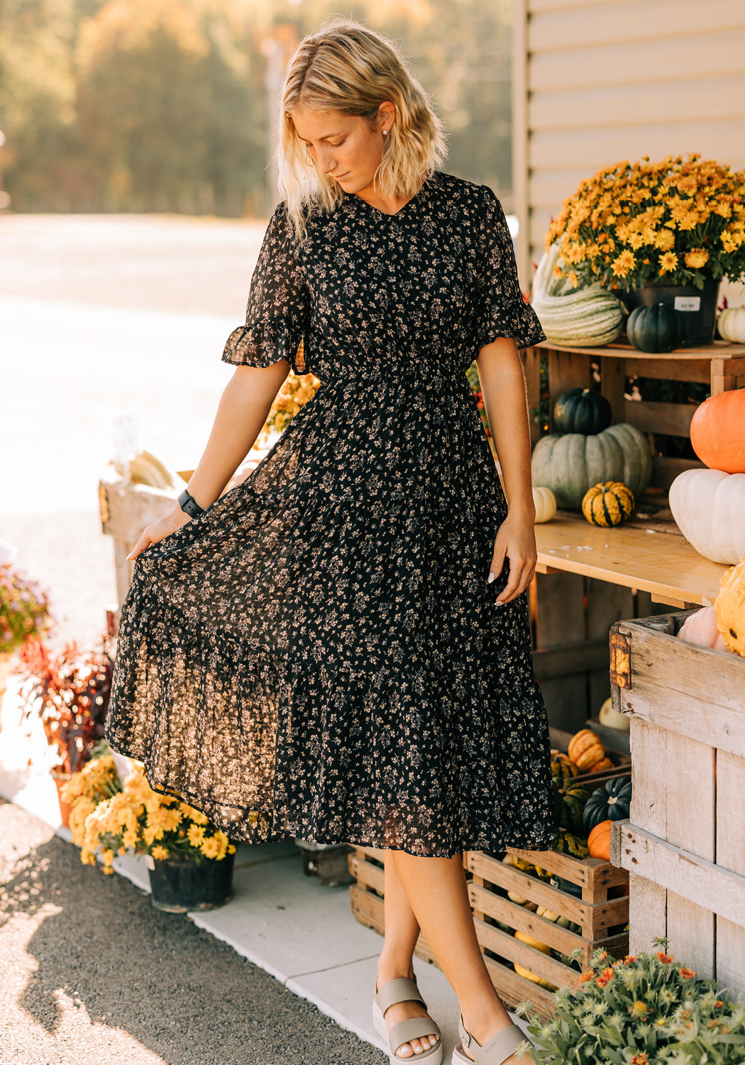 'Cora' V-Neck Fall Floral Dress