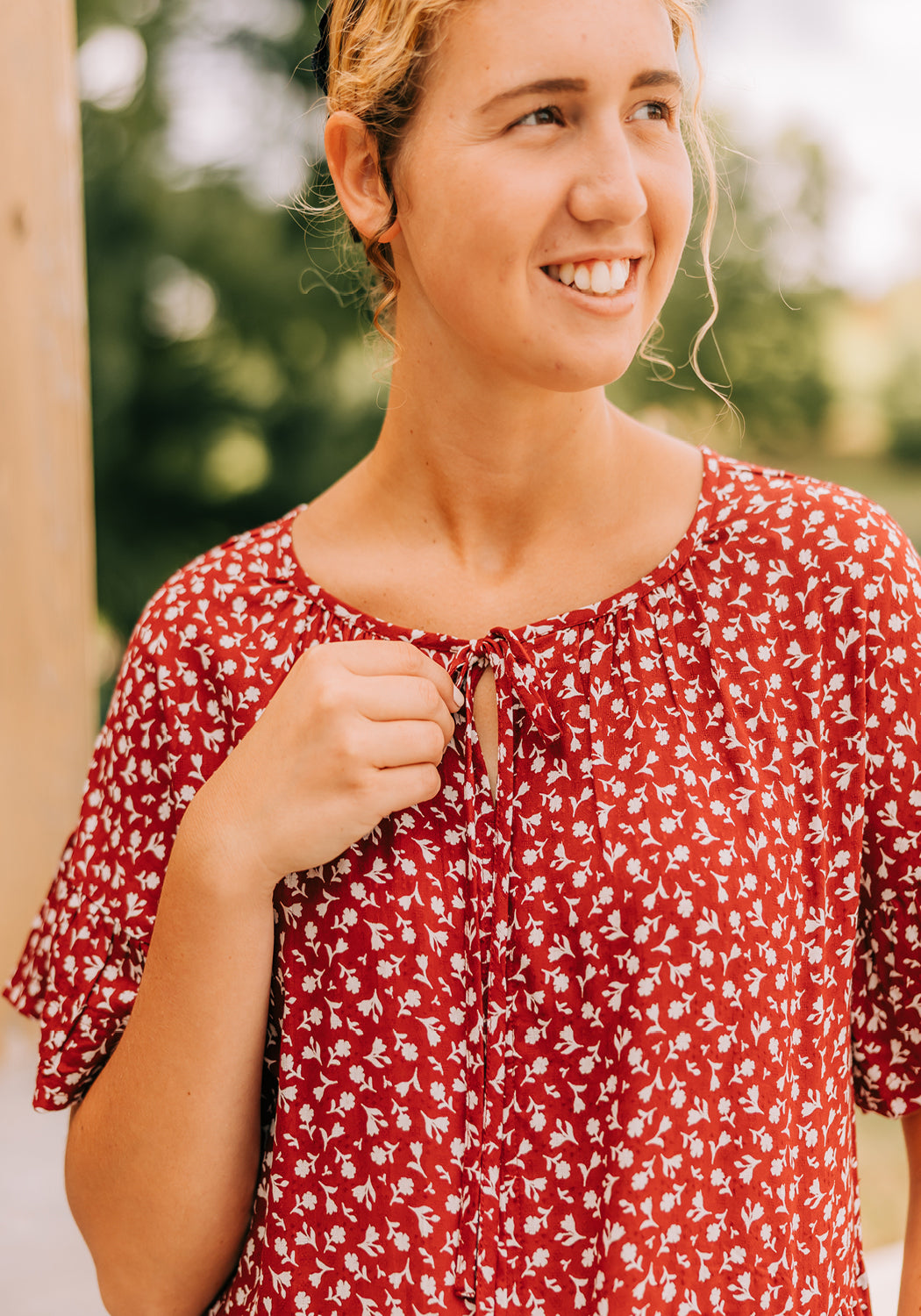 Modest Clothing Outfit Ideas Fashion inspo dresses skirts tops cardigans church outfits fashion outfits style modest girly outfit jewelry bows handbags Handpicked Home decor Grace and Joy Company
