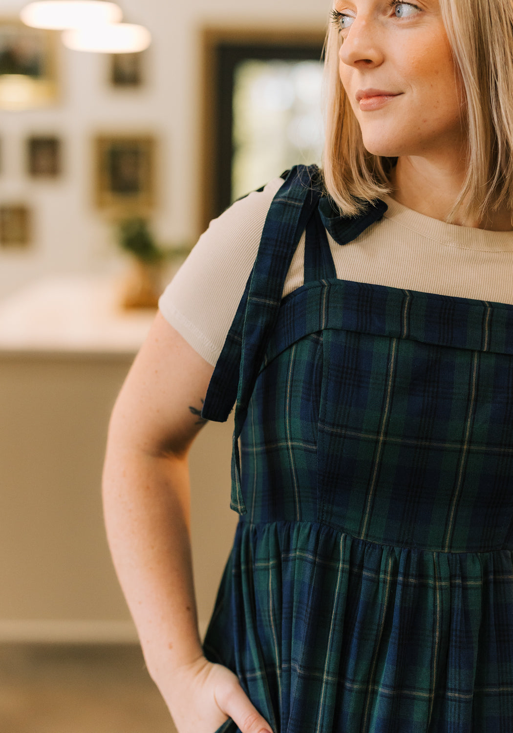 Modest Clothing Outfit Ideas Fashion inspo dresses skirts tops cardigans church outfits fashion outfits style modest girly outfit jewelry bows handbags Handpicked Home decor Grace and Joy Company