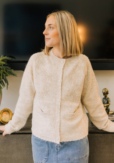 Modest Clothing Outfit Ideas Fashion inspo dresses skirts tops cardigans church outfits fashion outfits style modest girly outfit jewelry bows handbags Handpicked Home decor Grace and Joy Company