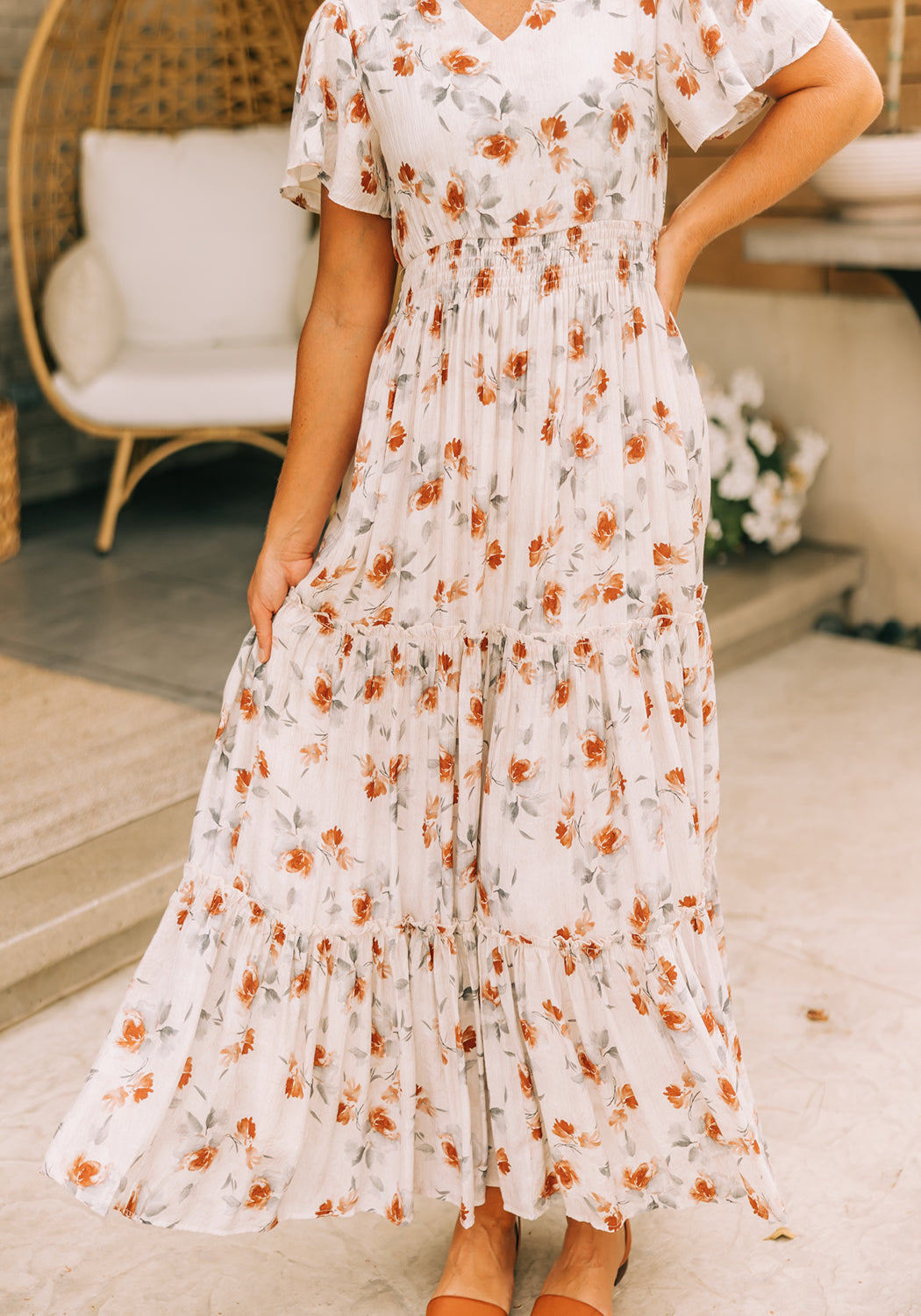 Modest Clothing Outfit Ideas Fashion inspo dresses skirts tops cardigans church outfits fashion outfits style modest girly outfit jewelry bows handbags Handpicked Home decor Grace and Joy Company