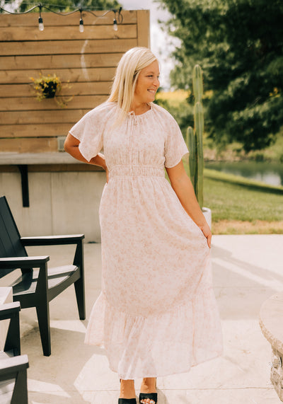 Modest Clothing Outfit Ideas Fashion inspo dresses skirts tops cardigans church outfits fashion outfits style modest girly outfit jewelry bows handbags Handpicked Home decor Grace and Joy Company