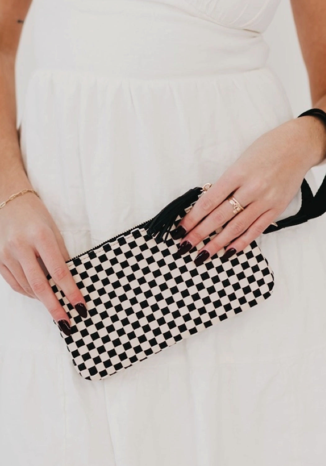 Modest Clothing Outfit Ideas Fashion inspo dresses skirts tops cardigans church outfits fashion outfits style modest girly outfit jewelry bows handbags Handpicked Home decor Grace and Joy Company
