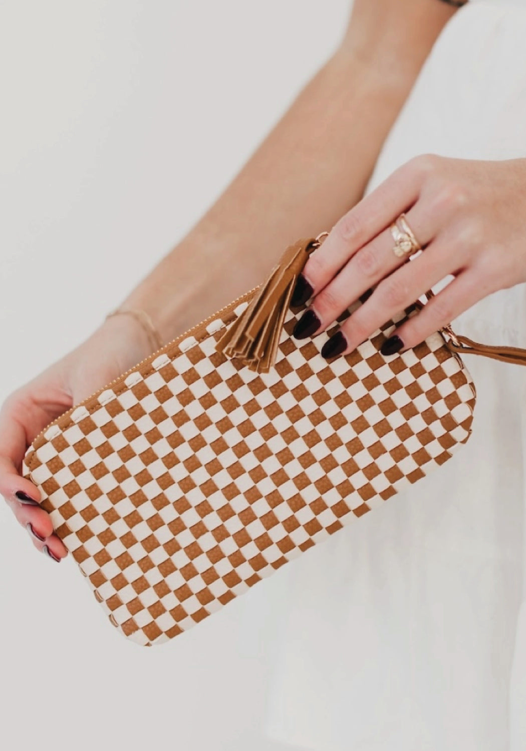 Modest Clothing Outfit Ideas Fashion inspo dresses skirts tops cardigans church outfits fashion outfits style modest girly outfit jewelry bows handbags Handpicked Home decor Grace and Joy Company
