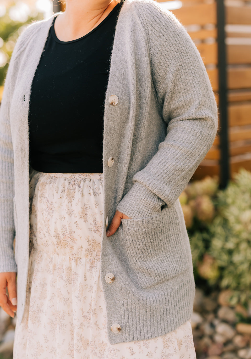 Modest Clothing Outfit Ideas Fashion inspo dresses skirts tops cardigans church outfits fashion outfits style modest girly outfit jewelry bows handbags Handpicked Home decor Grace and Joy Company