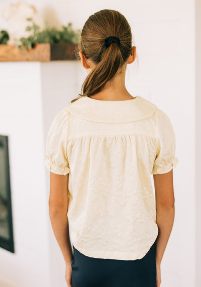 Modest Clothing Outfit Ideas Fashion inspo dresses skirts tops cardigans church outfits fashion outfits style modest girly outfit jewelry bows handbags Handpicked Home decor Grace and Joy Company