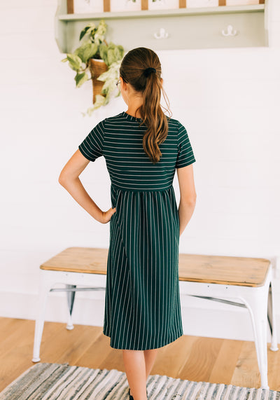 Modest Clothing Outfit Ideas Fashion inspo dresses skirts tops cardigans church outfits fashion outfits style modest girly outfit jewelry bows handbags Handpicked Home decor Grace and Joy Company