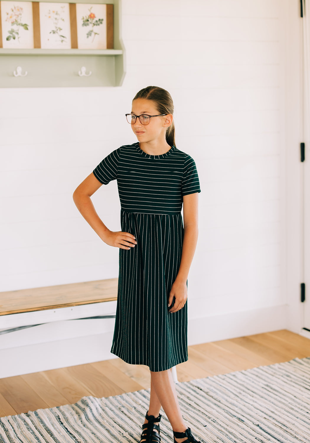 Modest Clothing Outfit Ideas Fashion inspo dresses skirts tops cardigans church outfits fashion outfits style modest girly outfit jewelry bows handbags Handpicked Home decor Grace and Joy Company