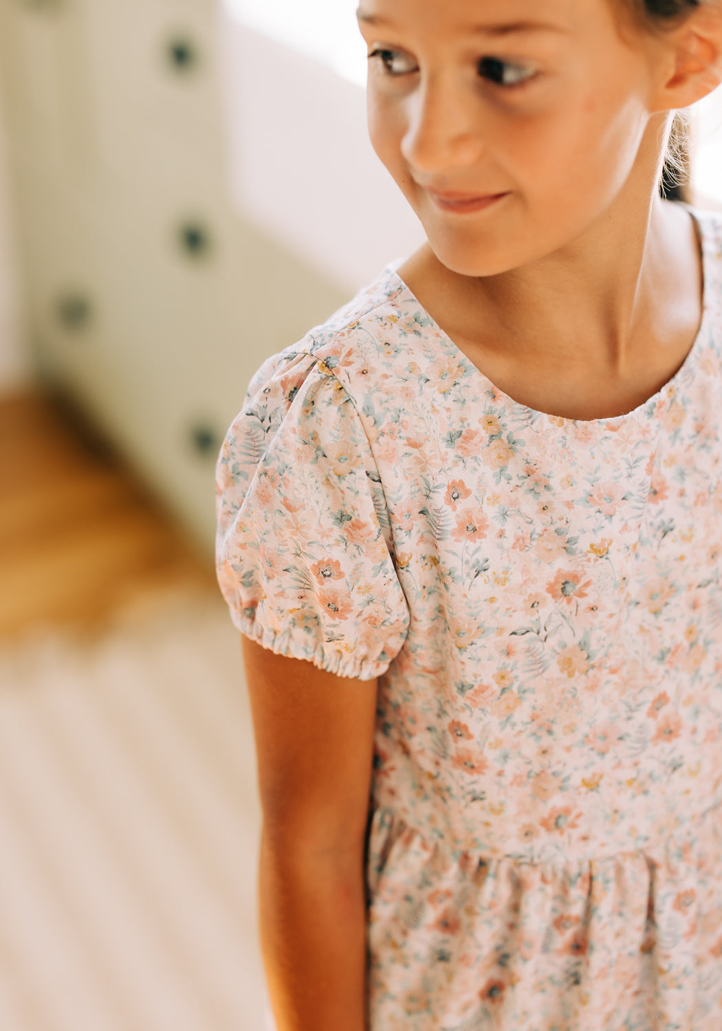 Modest Clothing Outfit Ideas Fashion inspo dresses skirts tops cardigans church outfits fashion outfits style modest girly outfit jewelry bows handbags Handpicked Home decor Grace and Joy Company