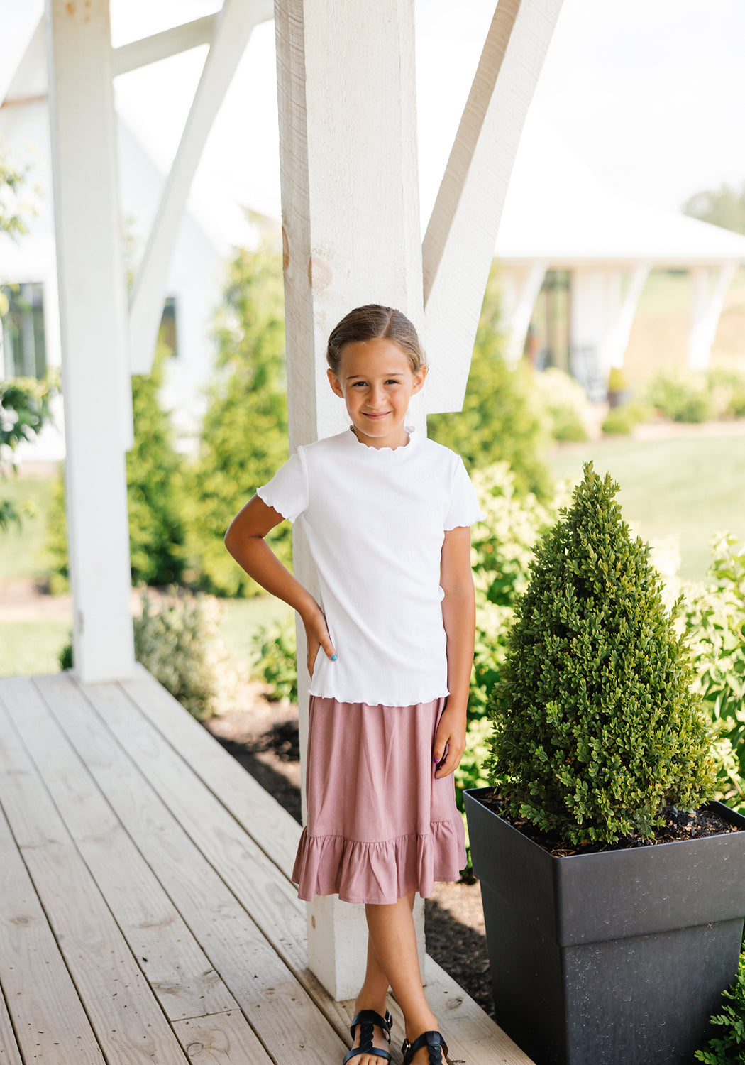 Modest Clothing Outfit Ideas Fashion inspo dresses skirts tops cardigans church outfits fashion outfits style modest girly outfit jewelry bows handbags Handpicked Home decor Grace and Joy Company