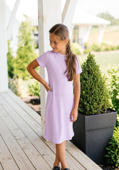 Modest Clothing Outfit Ideas Fashion inspo dresses skirts tops cardigans church outfits fashion outfits style modest girly outfit jewelry bows handbags Handpicked Home decor Grace and Joy Company
