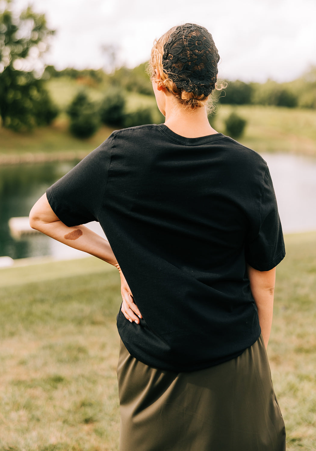 Modest Clothing Outfit Ideas Fashion inspo dresses skirts tops cardigans church outfits fashion outfits style modest girly outfit jewelry bows handbags Handpicked Home decor Grace and Joy Company