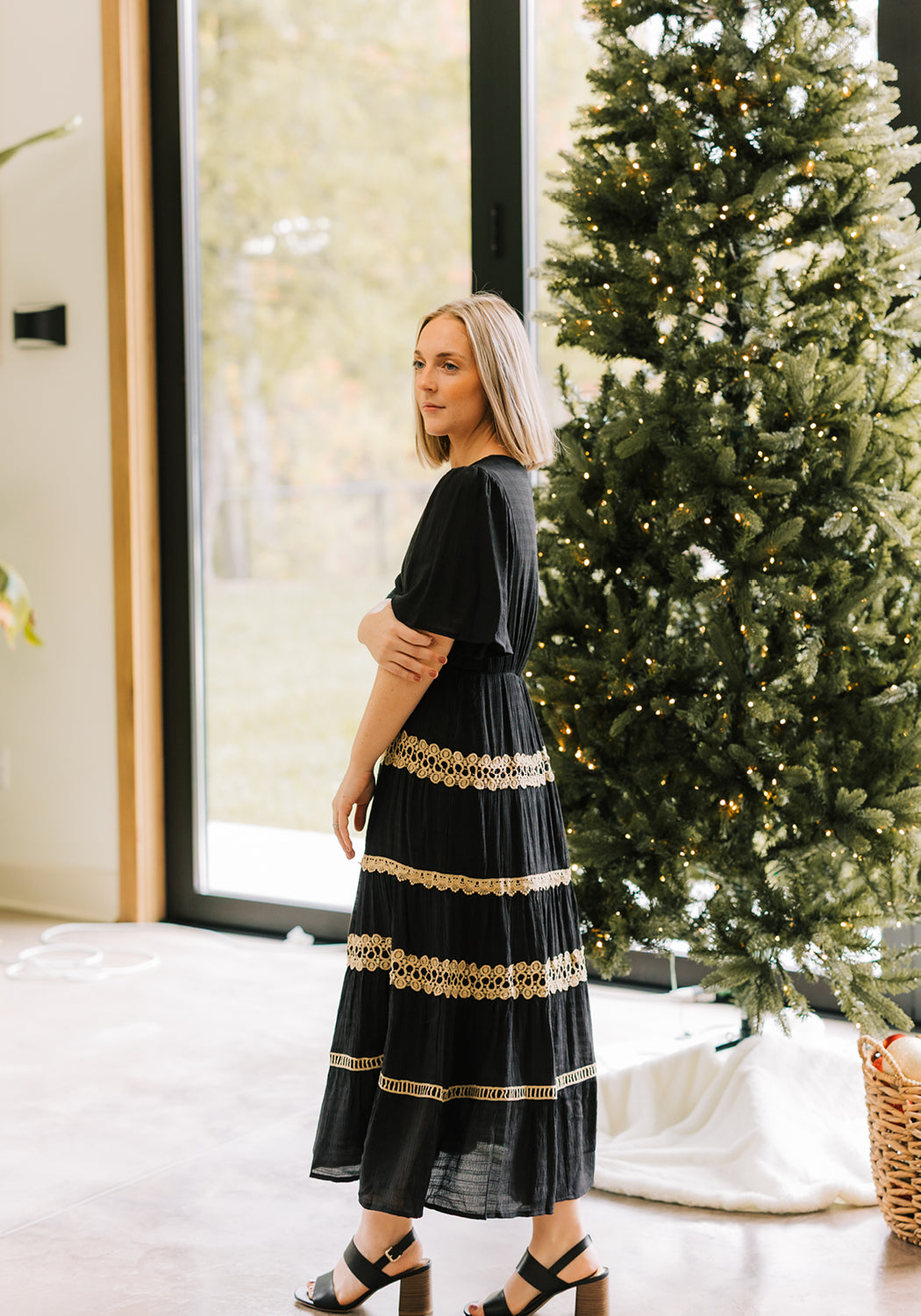 Modest Clothing Outfit Ideas Fashion inspo dresses skirts tops cardigans church outfits fashion outfits style modest girly outfit jewelry bows handbags Handpicked Home decor Grace and Joy Company