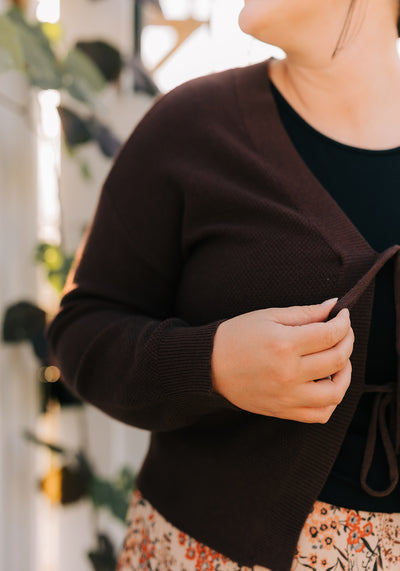 Modest Clothing Outfit Ideas Fashion inspo dresses skirts tops cardigans church outfits fashion outfits style modest girly outfit jewelry bows handbags Handpicked Home decor Grace and Joy Company