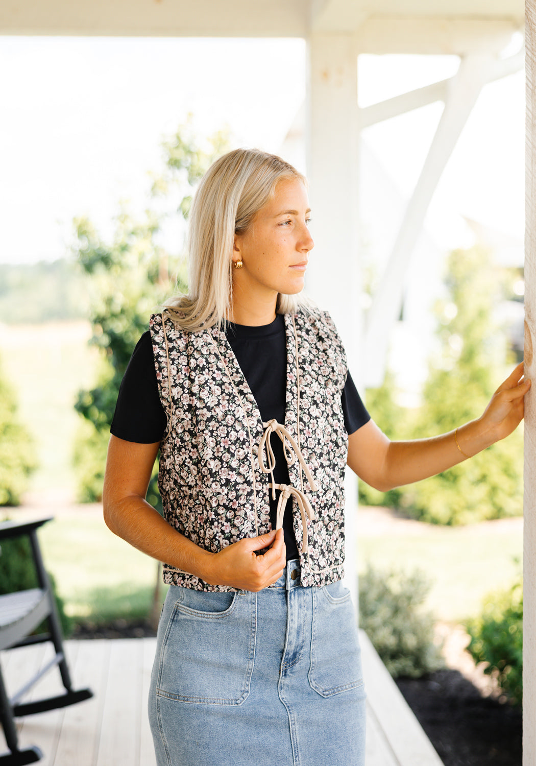 Modest Clothing Outfit Ideas Fashion inspo dresses skirts tops cardigans church outfits fashion outfits style modest girly outfit jewelry bows handbags Handpicked Home decor Grace and Joy Company