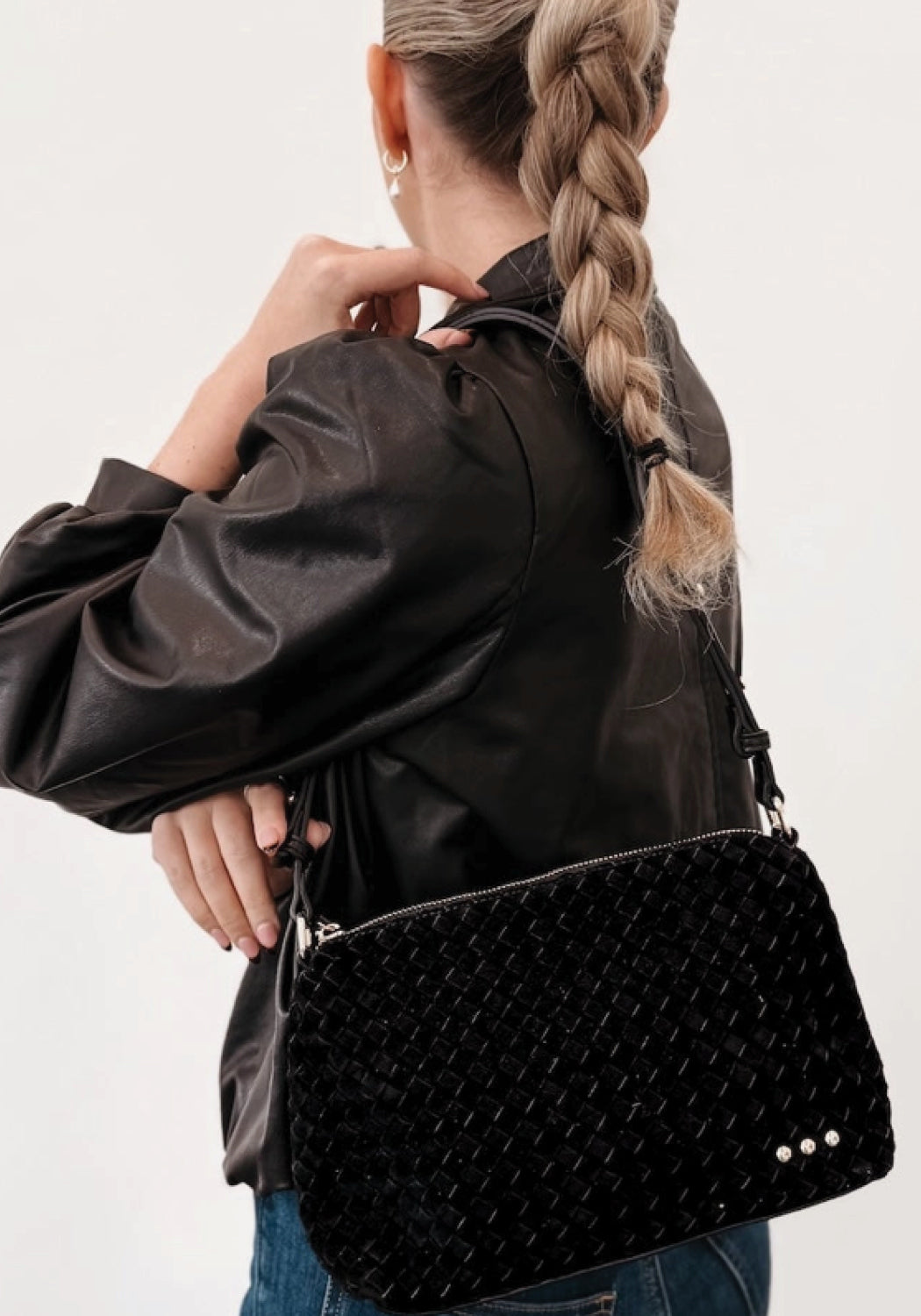 Modest Clothing Outfit Ideas Fashion inspo dresses skirts tops cardigans church outfits fashion outfits style modest girly outfit jewelry bows handbags Handpicked Home decor Grace and Joy Company