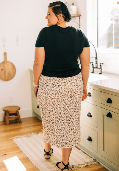 Modest Clothing Outfit Ideas Fashion inspo dresses skirts tops cardigans church outfits fashion outfits style modest girly outfit jewelry bows handbags Handpicked Home decor Grace and Joy Company