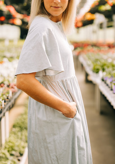 Modest Clothing Outfit Ideas Fashion inspo dresses skirts tops cardigans church outfits fashion outfits style modest girly outfit jewelry bows handbags Handpicked Home decor Grace and Joy Company
