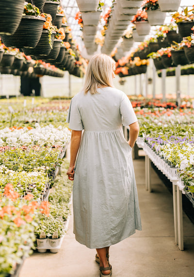 Modest Clothing Outfit Ideas Fashion inspo dresses skirts tops cardigans church outfits fashion outfits style modest girly outfit jewelry bows handbags Handpicked Home decor Grace and Joy Company