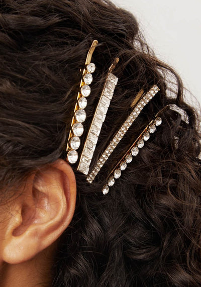 Modest Clothing Outfit Ideas Fashion inspo dresses skirts tops cardigans church outfits fashion outfits style modest girly outfit jewelry bows handbags Handpicked Home decor Grace and Joy Company