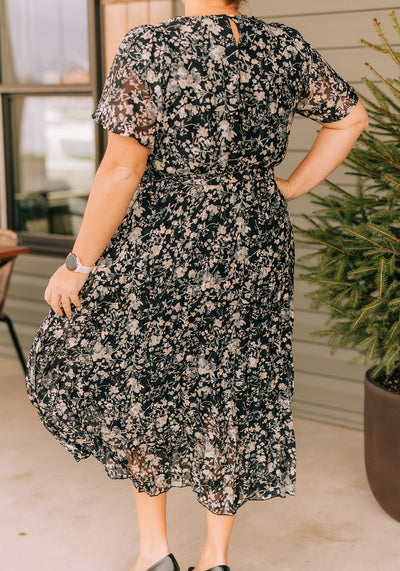 'Iris' Floral Print Pleated Midi Dress