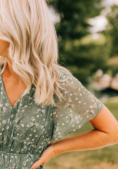 Modest Clothing Outfit Ideas Fashion inspo dresses skirts tops cardigans church outfits fashion outfits style modest girly outfit jewelry bows handbags Handpicked Home decor Grace and Joy Company