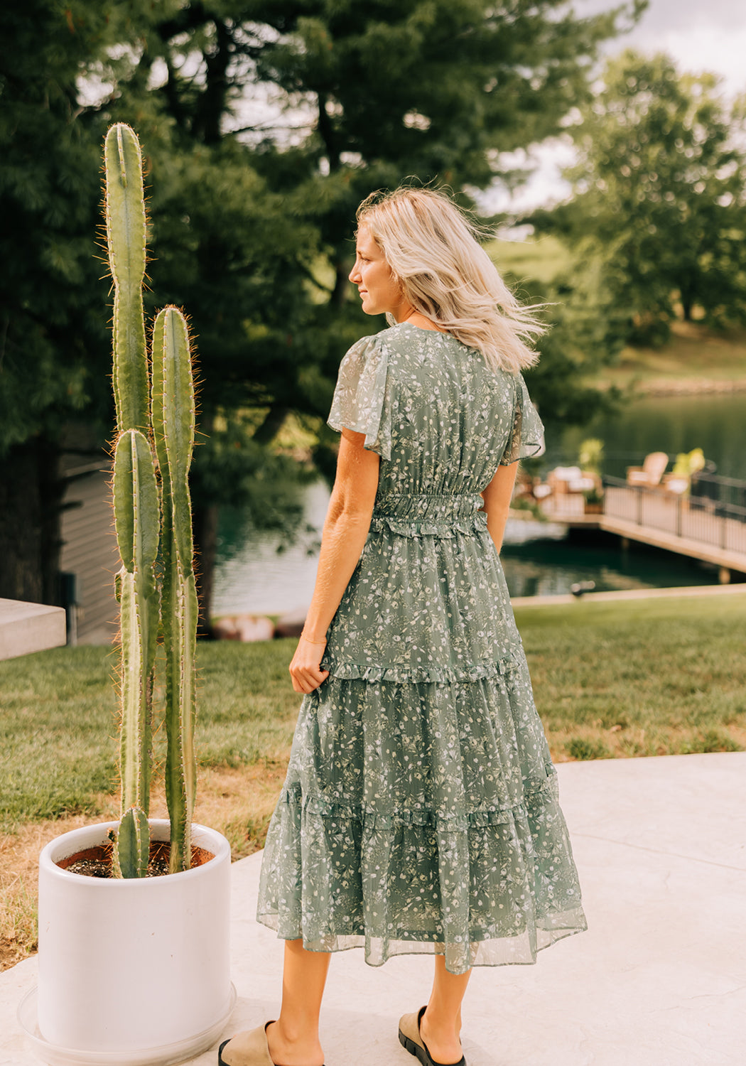 Modest Clothing Outfit Ideas Fashion inspo dresses skirts tops cardigans church outfits fashion outfits style modest girly outfit jewelry bows handbags Handpicked Home decor Grace and Joy Company