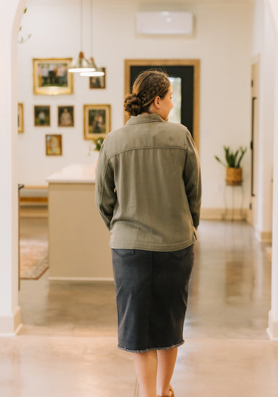 Modest Clothing Outfit Ideas Fashion inspo dresses skirts tops cardigans church outfits fashion outfits style modest girly outfit jewelry bows handbags Handpicked Home decor Grace and Joy Company