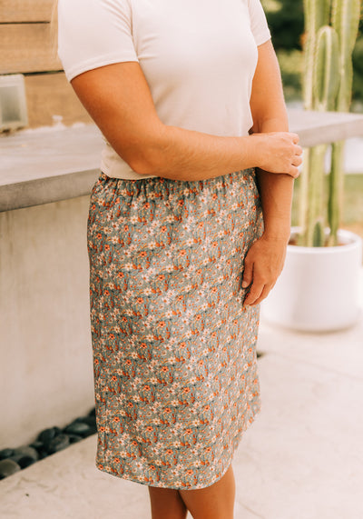 Modest Clothing Outfit Ideas Fashion inspo dresses skirts tops cardigans church outfits fashion outfits style modest girly outfit jewelry bows handbags Handpicked Home decor Grace and Joy Company