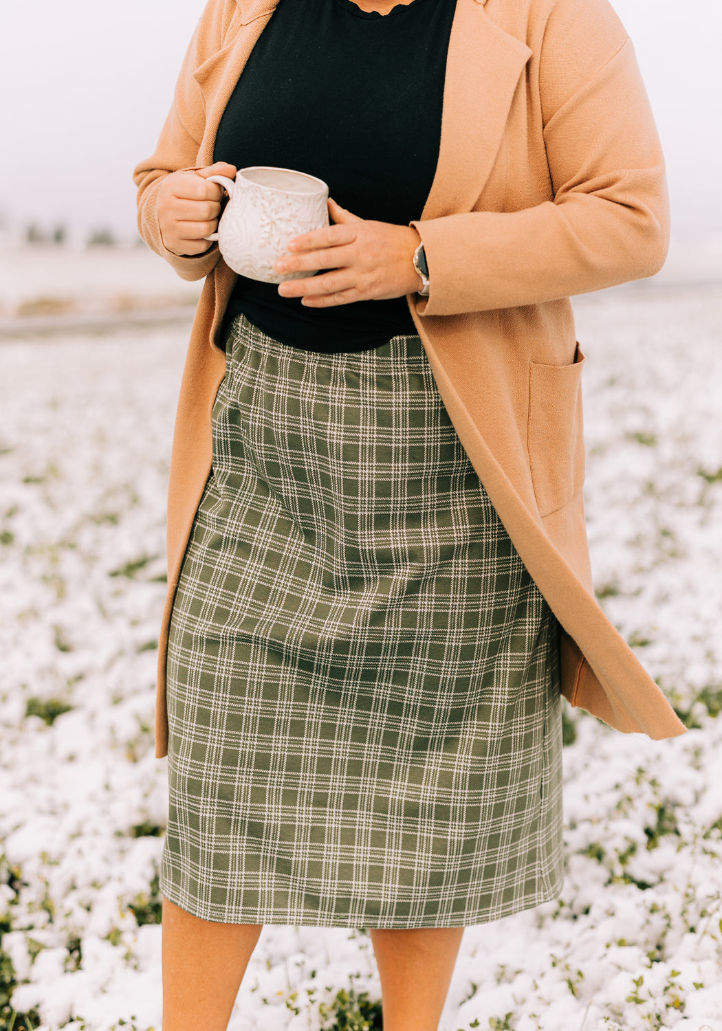 Modest Clothing Outfit Ideas Fashion inspo dresses skirts tops cardigans church outfits fashion outfits style modest girly outfit jewelry bows handbags Handpicked Home decor Grace and Joy Company