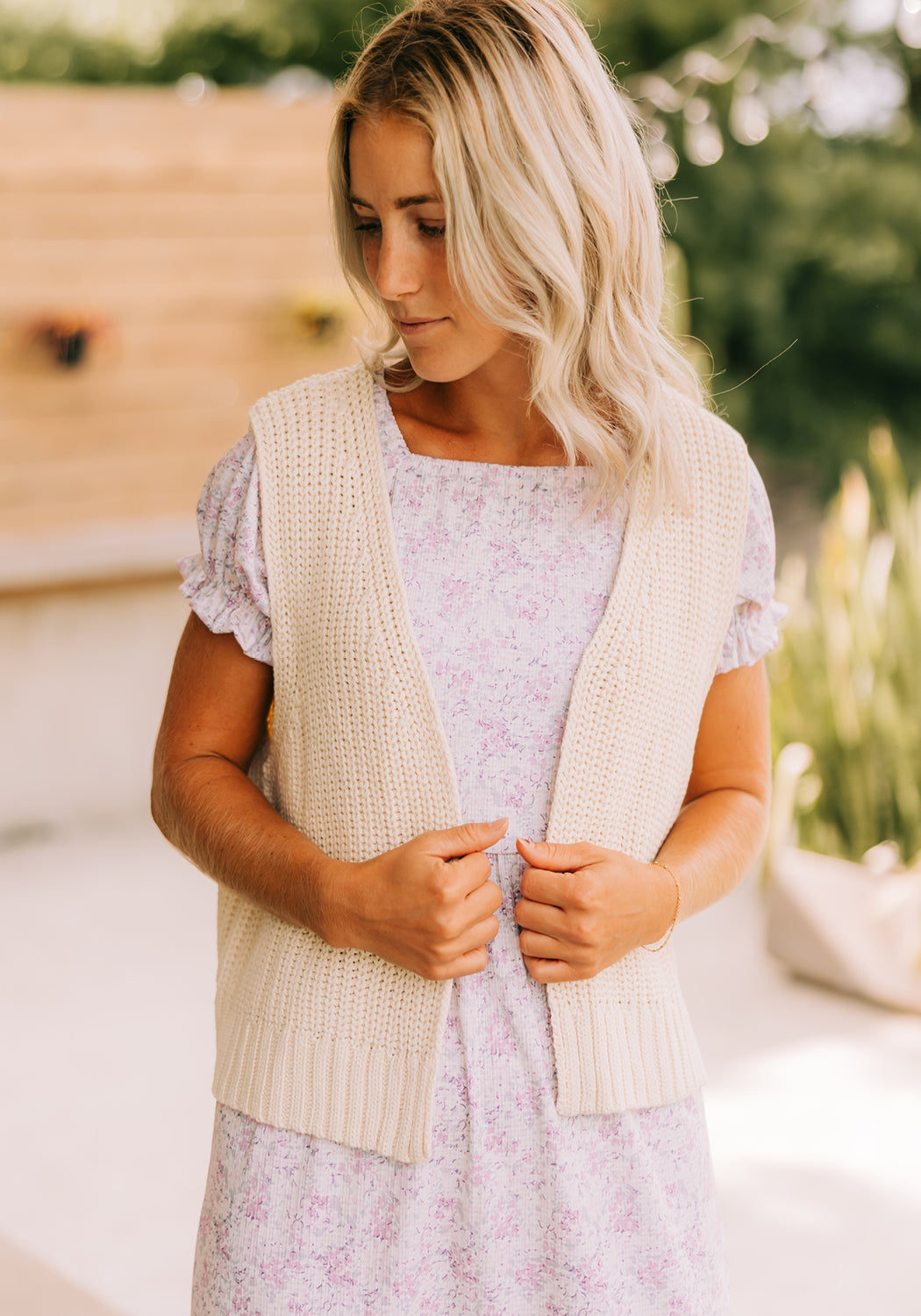 Modest Clothing Outfit Ideas Fashion inspo dresses skirts tops cardigans church outfits fashion outfits style modest girly outfit jewelry bows handbags Handpicked Home decor Grace and Joy Company