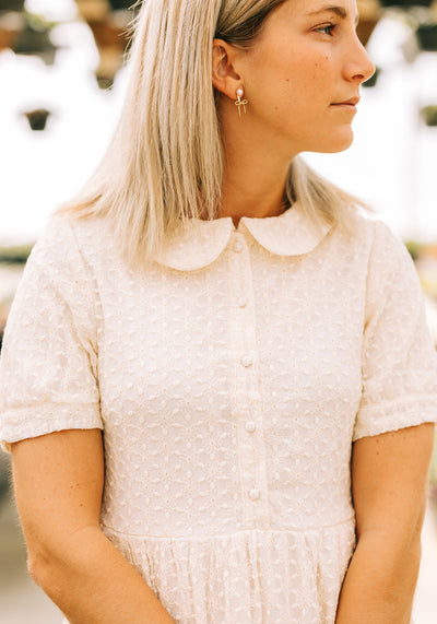 Modest Clothing Outfit Ideas Fashion inspo dresses skirts tops cardigans church outfits fashion outfits style modest girly outfit jewelry bows handbags Handpicked Home decor Grace and Joy Company