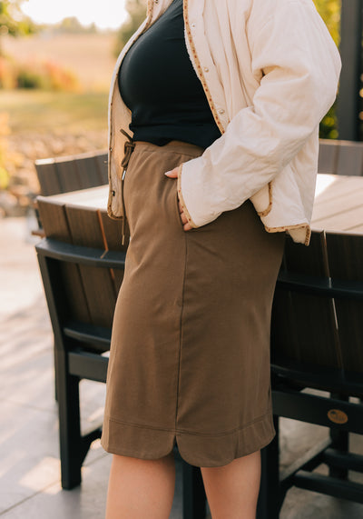 Modest Clothing Outfit Ideas Fashion inspo dresses skirts tops cardigans church outfits fashion outfits style modest girly outfit jewelry bows handbags Handpicked Home decor Grace and Joy Company