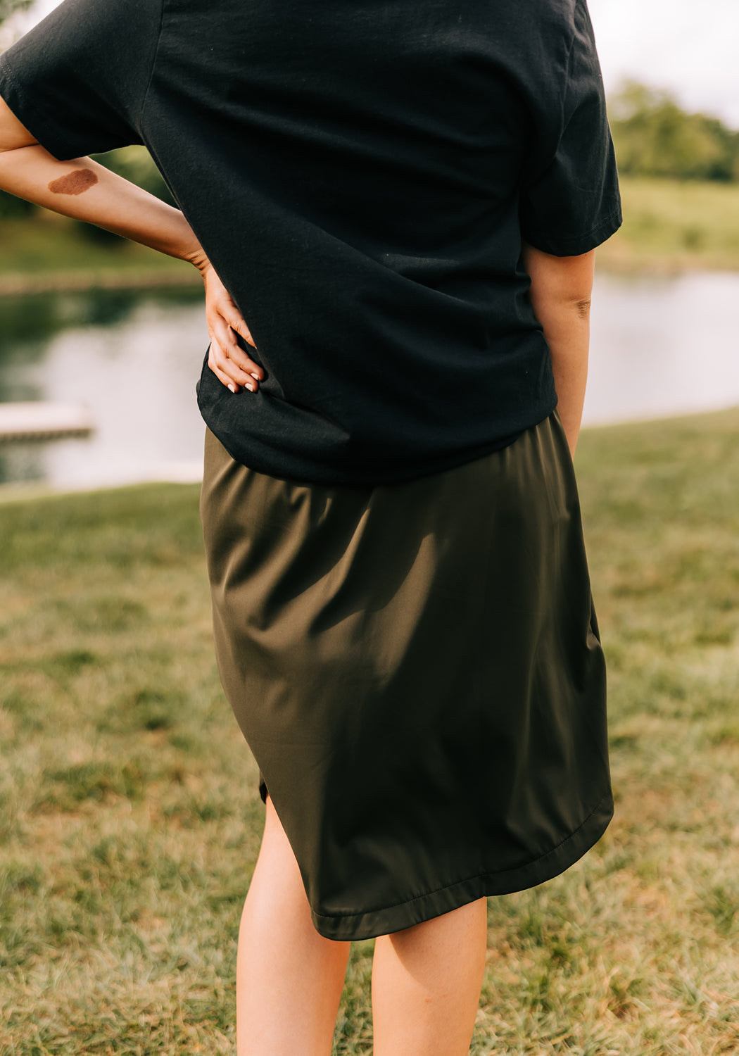 Modest Clothing Outfit Ideas Fashion inspo dresses skirts tops cardigans church outfits fashion outfits style modest girly outfit jewelry bows handbags Handpicked Home decor Grace and Joy Company
