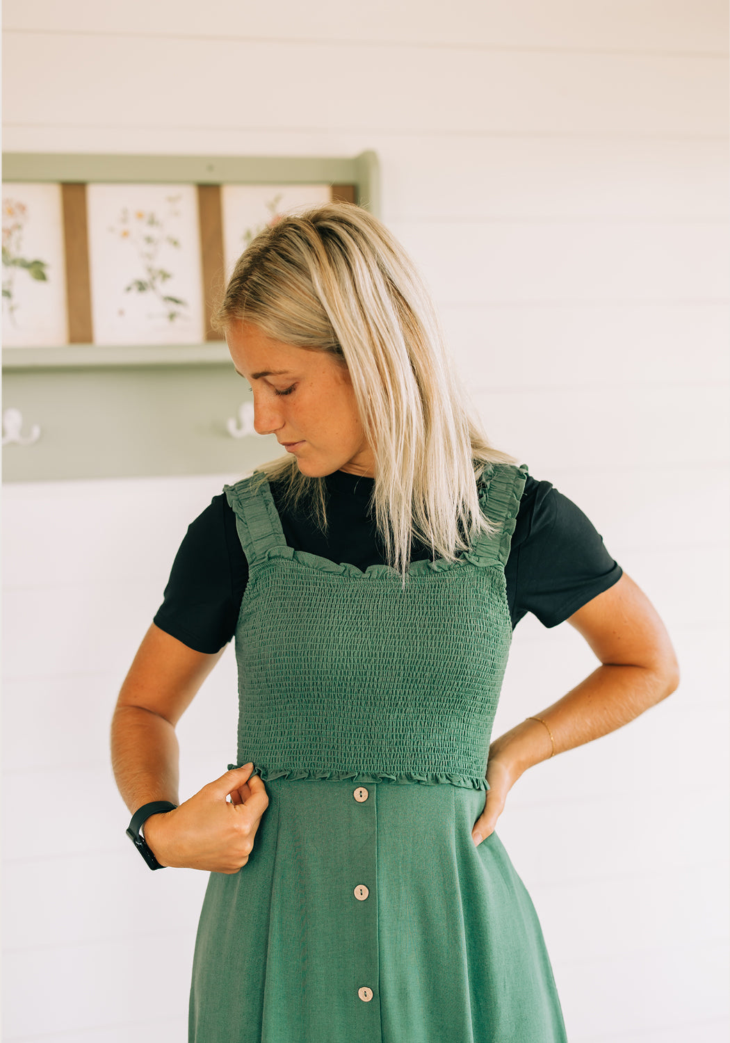 Modest Clothing Outfit Ideas Fashion inspo dresses skirts tops cardigans church outfits fashion outfits style modest girly outfit jewelry bows handbags Handpicked Home decor Grace and Joy Company