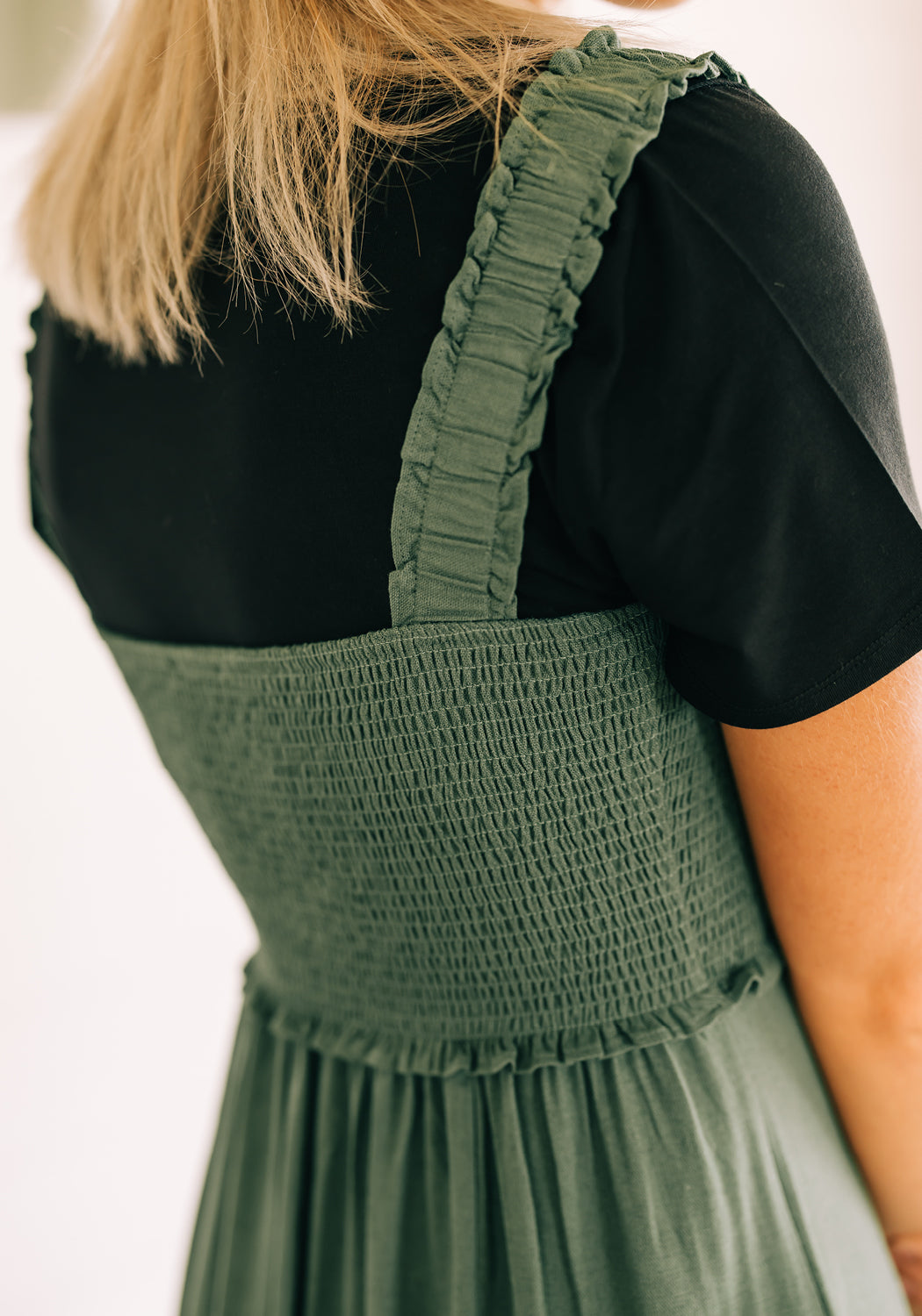 Modest Clothing Outfit Ideas Fashion inspo dresses skirts tops cardigans church outfits fashion outfits style modest girly outfit jewelry bows handbags Handpicked Home decor Grace and Joy Company